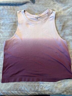 Sleeveless Ombre Purple Crop Tank Top